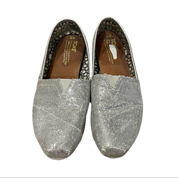 Toms Shoes - Tom’s Classic Slip Ons